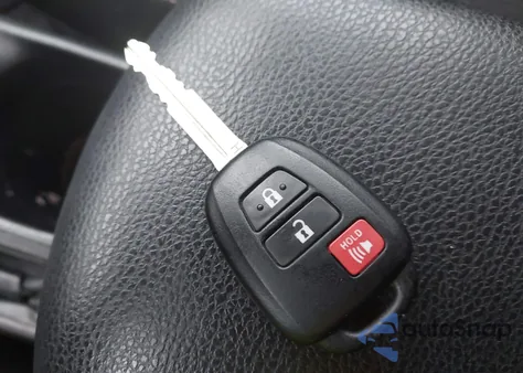 2013 Toyota Rav4 Xle из США, поврежденный, VIN 2T3RFREV9DW034390